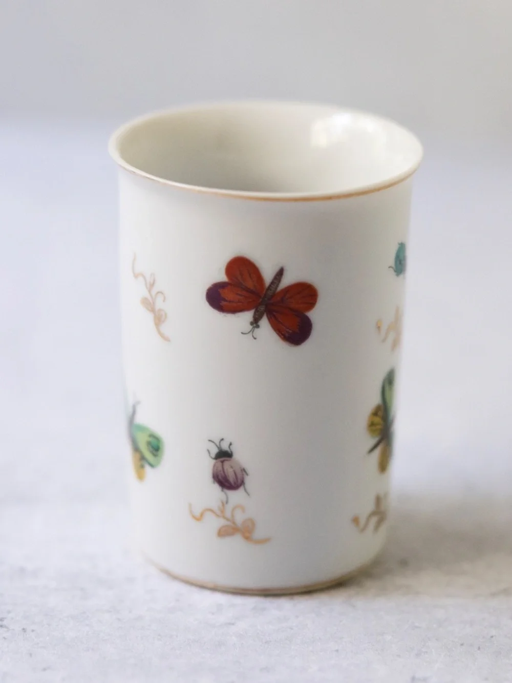Spring Time Royal Crown Japan vintage porcelain cup tumbler vase 3 3/8